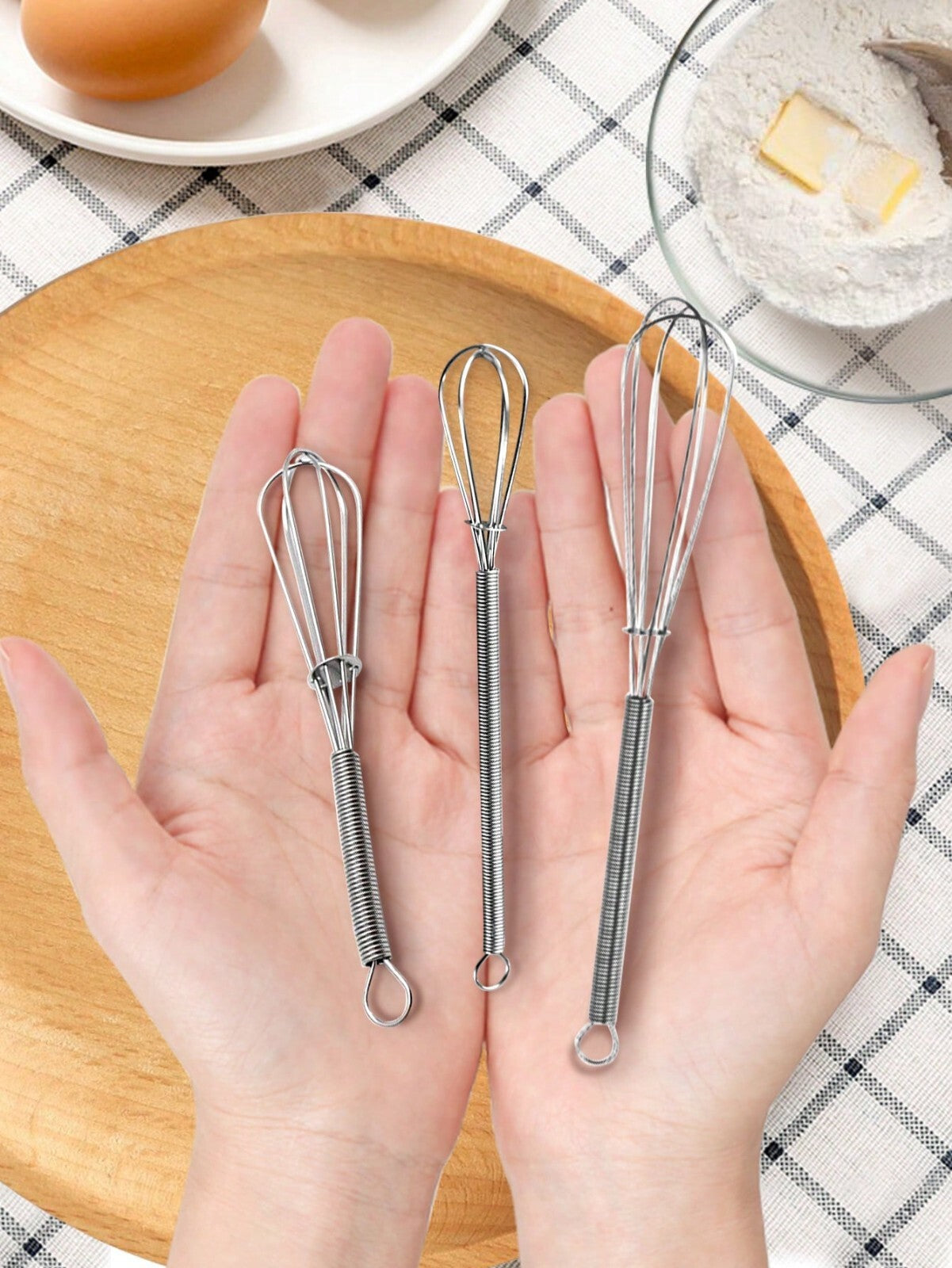 Small Mini Stainless Whisk Mixer Hand Egg Beater Stirrer Blender Baking Tool UK