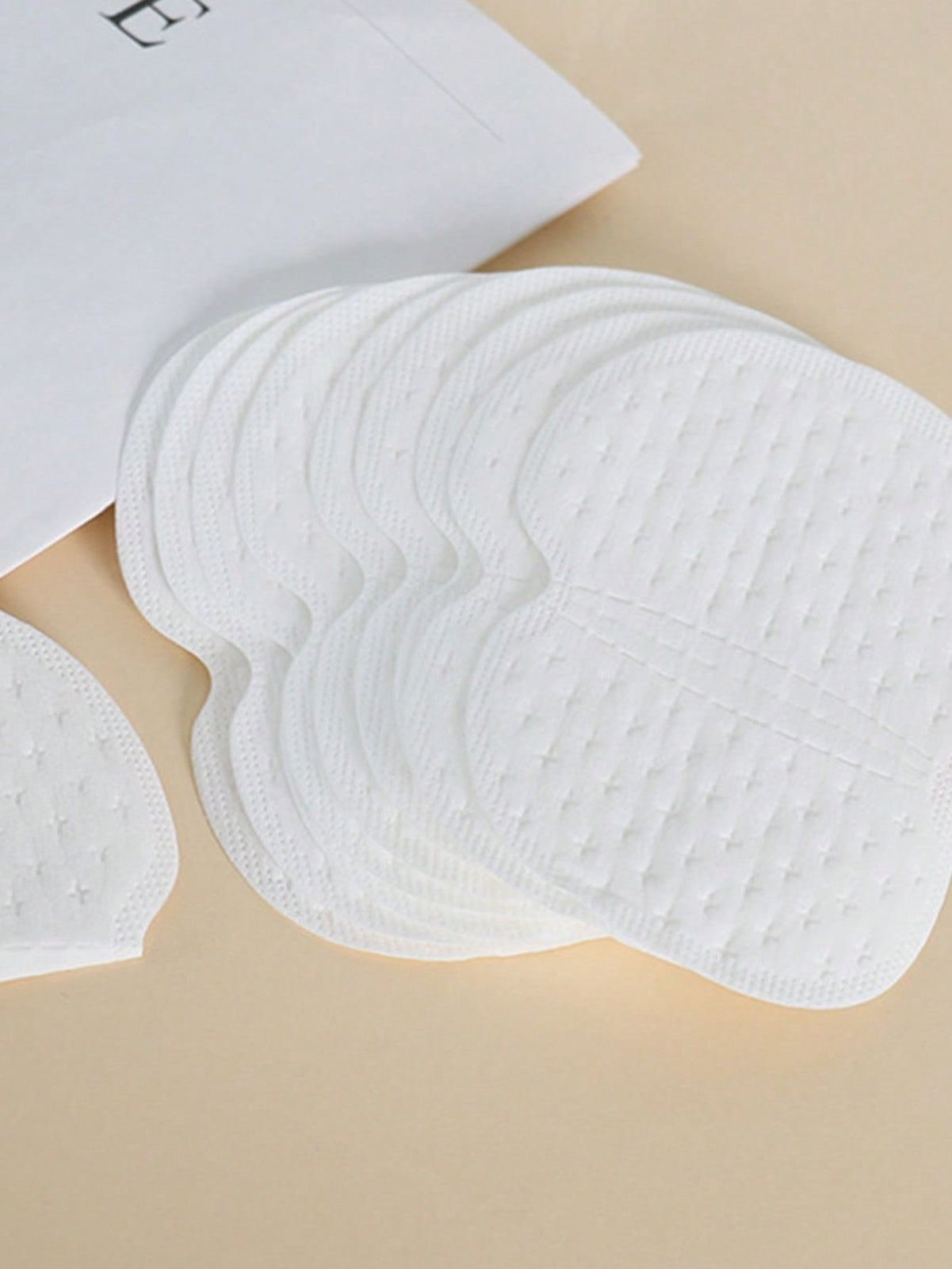 Disposable Armpit Sweat Pads Underarm Absorbing Patches 10/20/50PCS